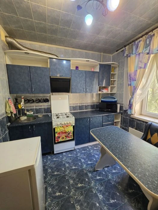 Продаж 2 кімнатна  квартира Намив