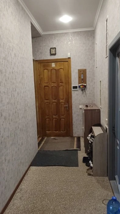 Без комісії для покупця трикімнатна квартира в центрі біля д