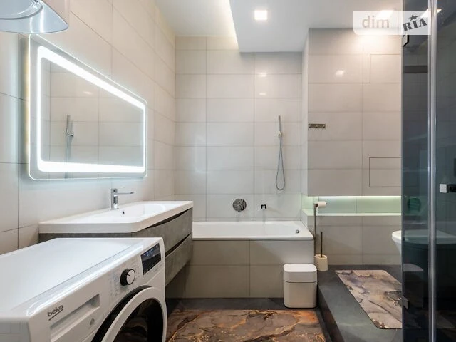 Продаж 2к квартири 54.7 кв. м на вул. Басейна 17 • ID 347229