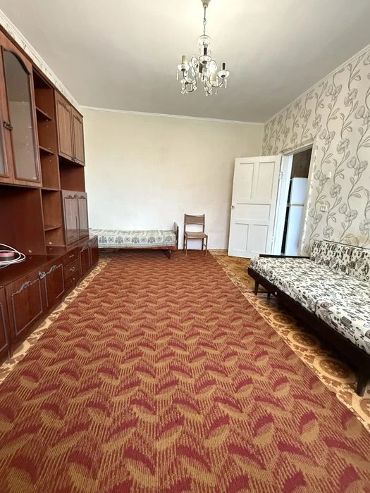 Продам квартиру 1-кімнатна у гарному стані Ліски вул.Леванев