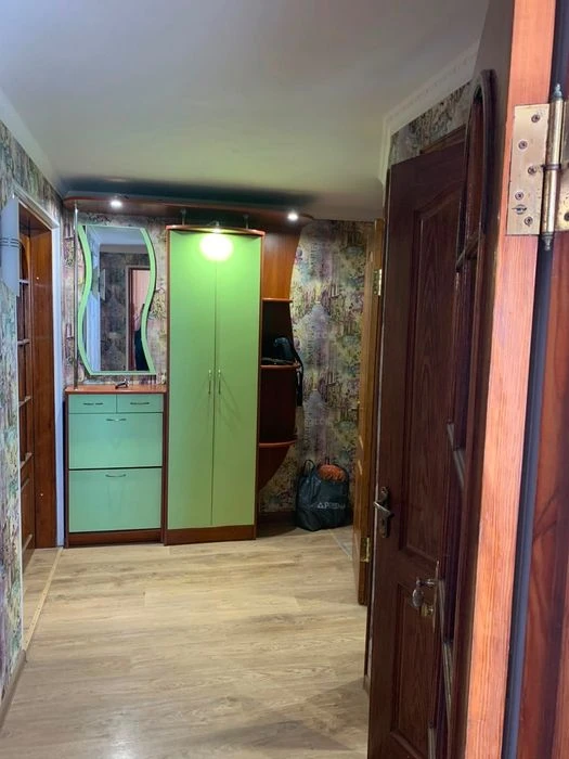 2 к/к квартира з ремонтом с . Горохівка