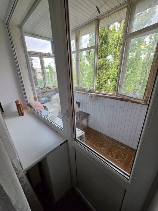 Продаж 2 кімнатна  квартира автономка Центр