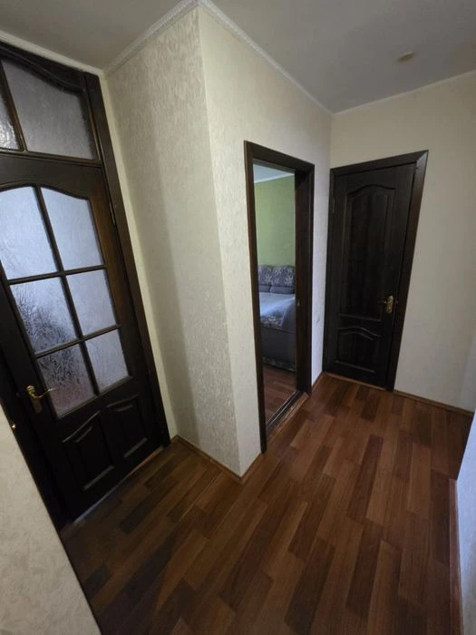 Продаж 2 кімнатна  квартира автономка Центр