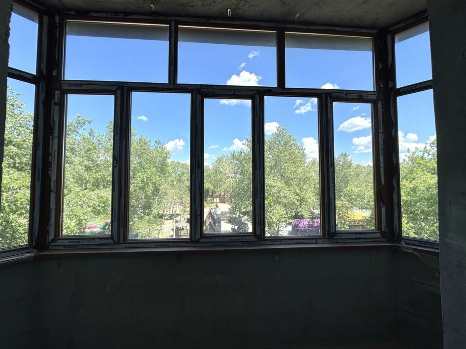 Продажа 3к в новом доме в самом центре