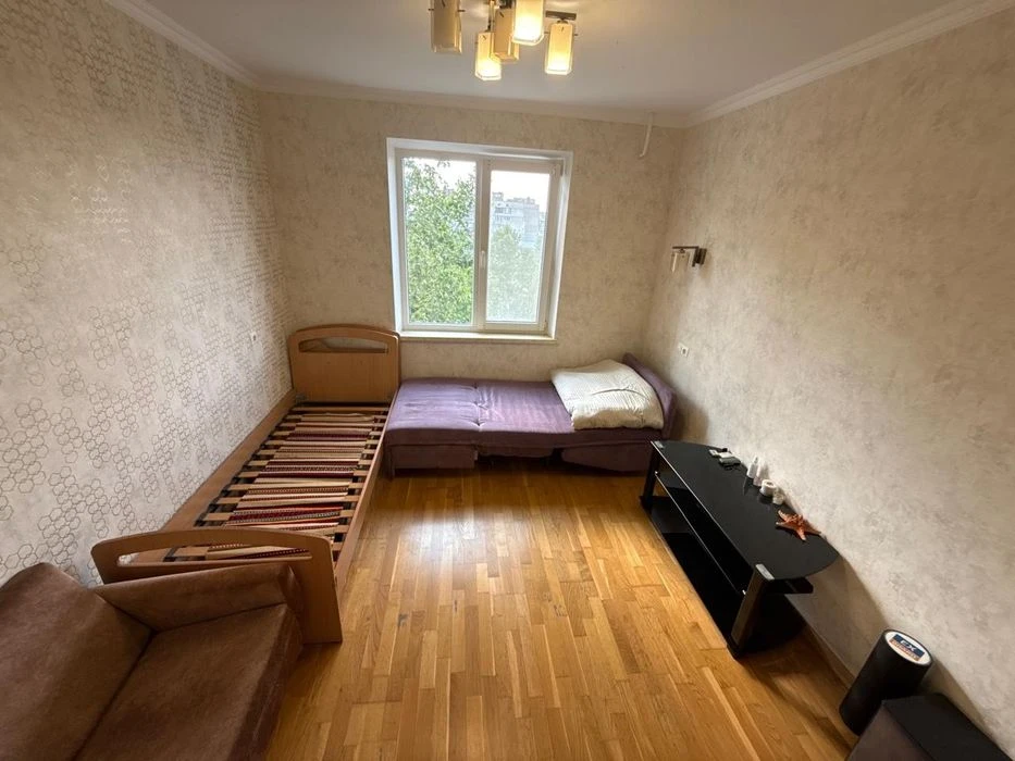 Продам 3х комнатную квартиру в Ингульском районе.