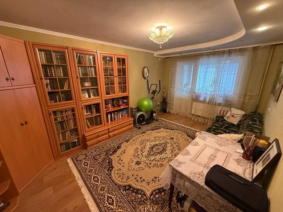 Продаю отличную 2х комнатную квартиру в Корабельном районе.