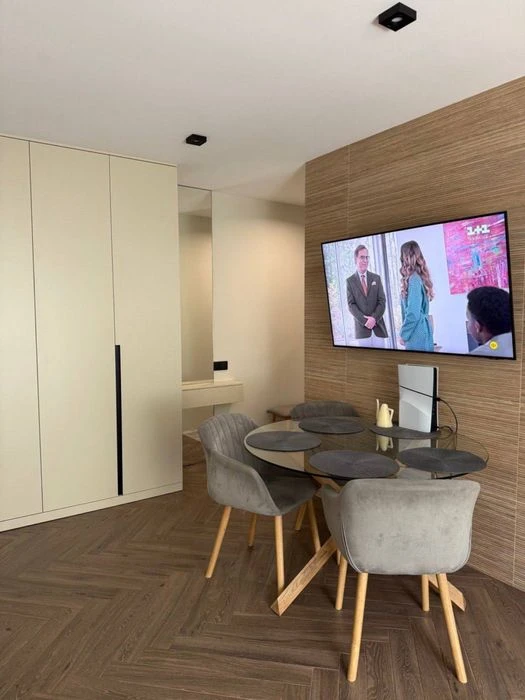 Sale of 3 rooms. 74 Polya Ave