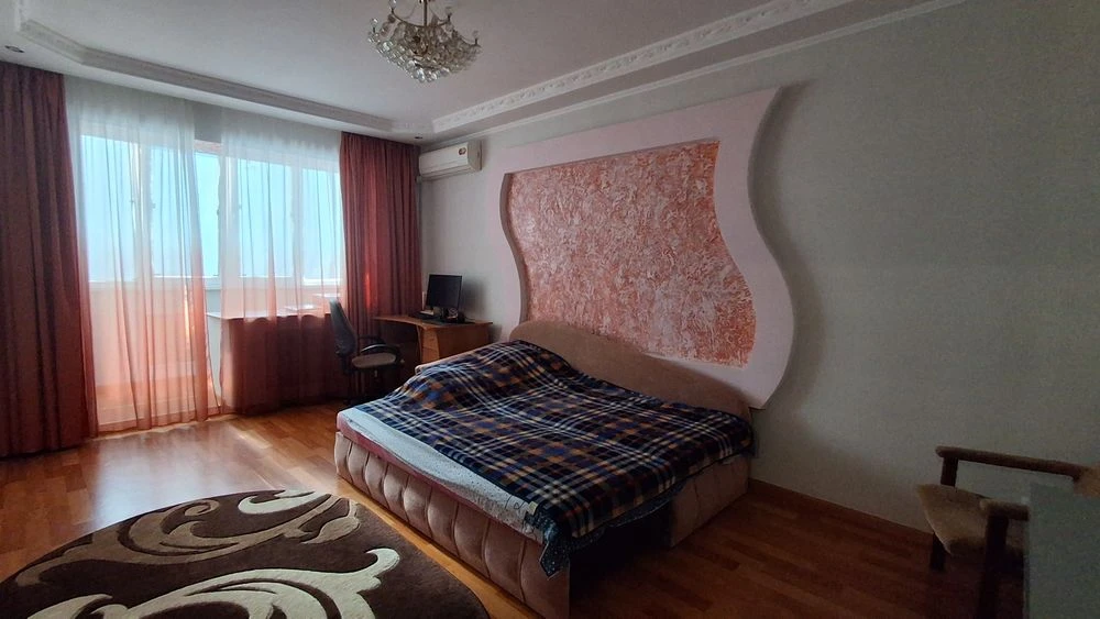 Продается 3-к/кв, ул. Янтарная (Корабельный р-н)