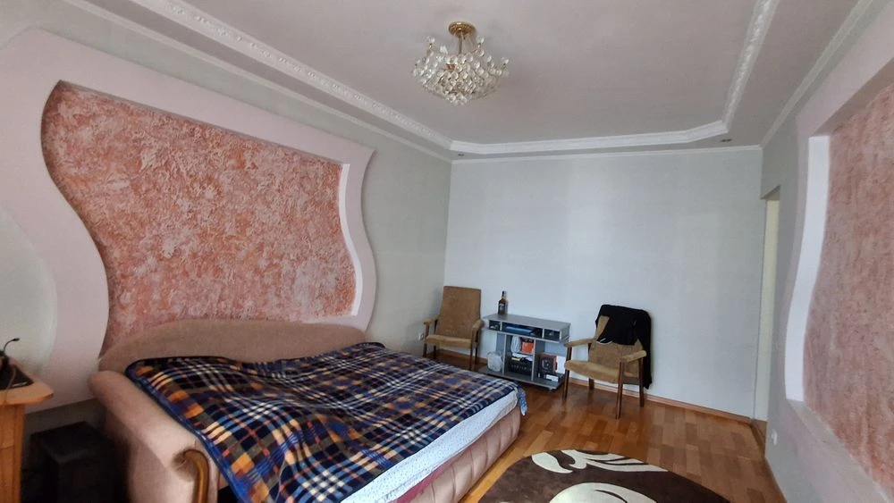 Продается 3-к/кв, ул. Янтарная (Корабельный р-н)