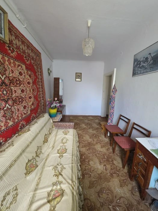 Продам Трьохкімнатну квартиру