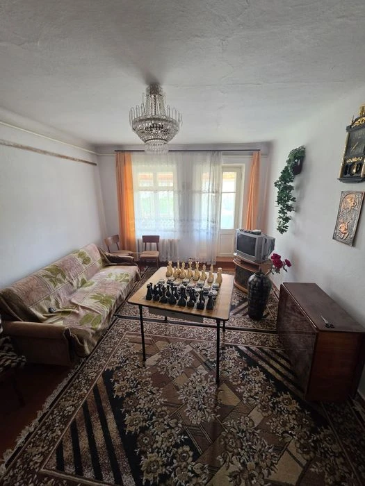 Продам Трьохкімнатну квартиру