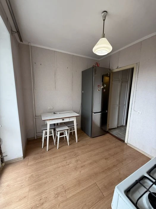 Продаж 2х кім в центрі, Держ програми +, без комісії для пок