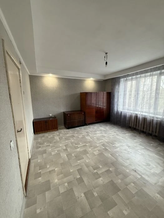 Продаж 2х кім в центрі, Держ програми +, без комісії для пок