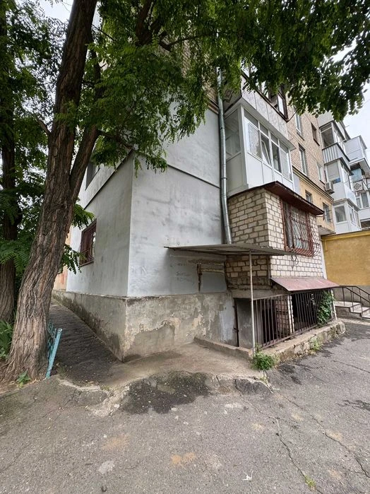 Продаж • 2к квартири • 44.6 м² • район Центрального ринку •