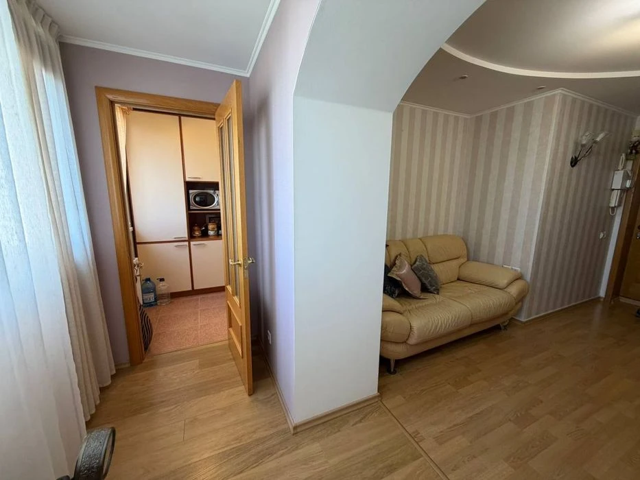 Продажа квартира 9/10 51м2