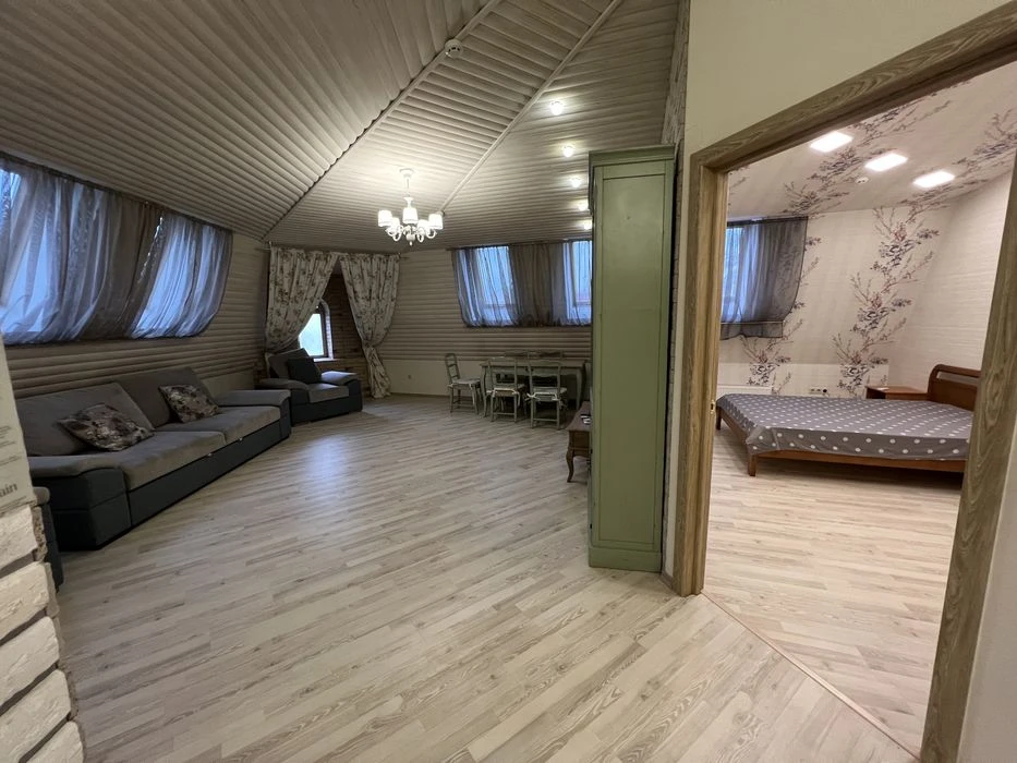 Продажа стильной евро 3-ки  Проспект Центральный и Фалеевска