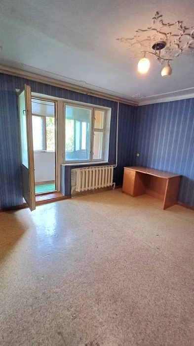 Продам 2-х комнатную "Чешку" 53 м2 на 3/10 в Центре