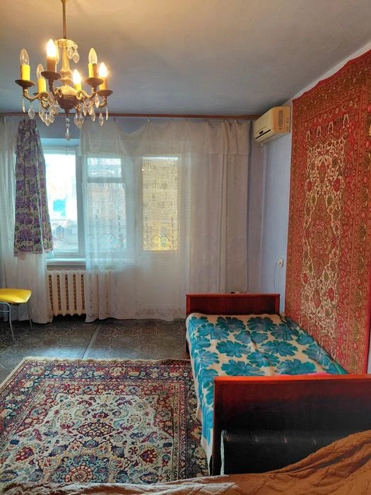 2к.Продаю.ул.3 Слободская. Пр.Центральный,АТБ.9/9. 21000т.