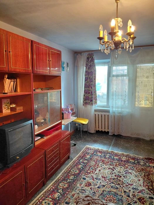 2к.Продаю.ул.3 Слободская. Пр.Центральный,АТБ.9/9. 21000т.
