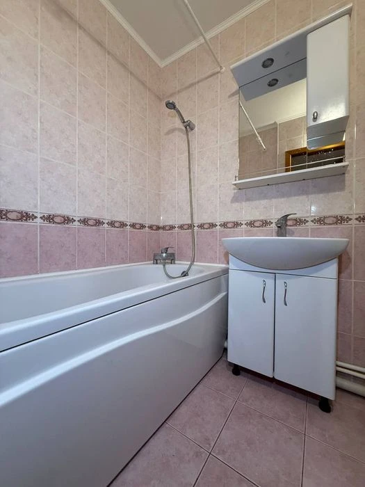 Продажа 2х комнатной квартиры.Автономное отопление Площадь П