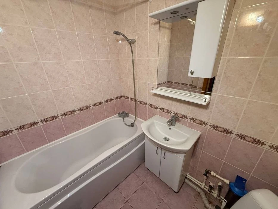 Продажа 2х комнатной квартиры.Автономное отопление Площадь П