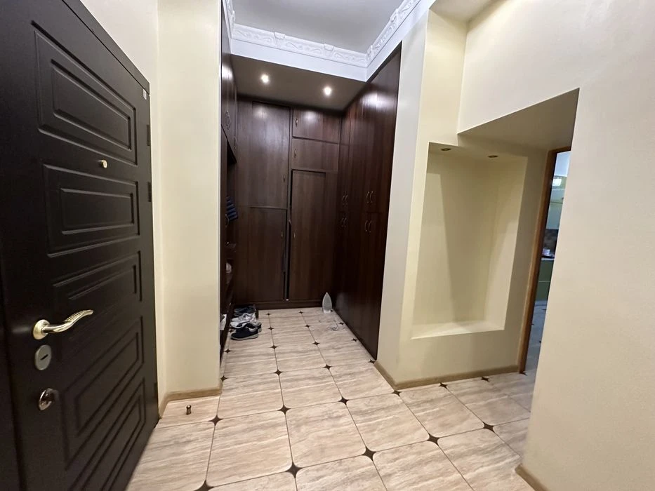 Продаю 3-ку в новом доме в Центре, скважина