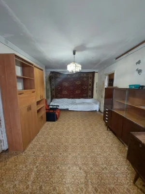 ЮТ3 Трьохкімнатна квартира