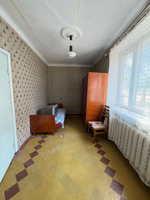Продаж 2 к/к . Зупинка Театральна , вул. Олега Бондаренко