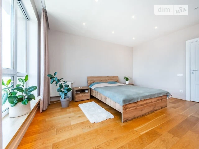 Sale of 3-room apartment 90 sq. m on Metrologicalhna Street 54 • ID 346