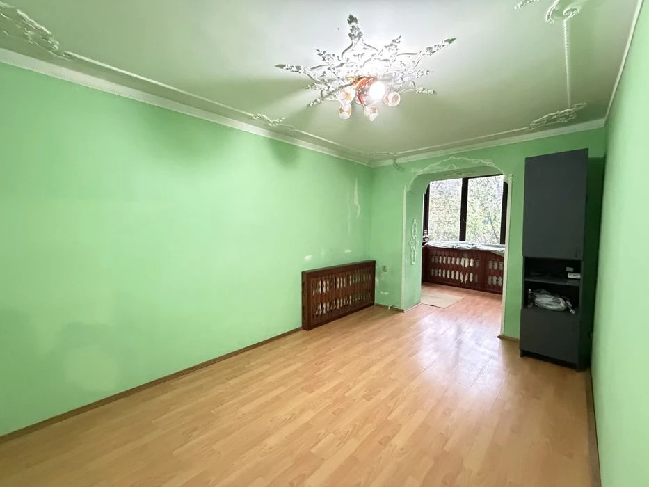 Продам 2к квартиру в Центрі