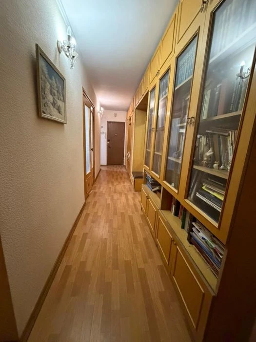Продам 4к.кв.чешка ,центр