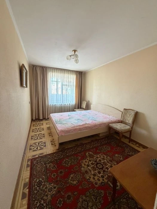 Продам 4к.кв.чешка ,центр