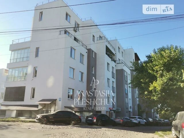 Sale of 3-room apartment 82.4 sq. m. on Hetmanska Street 1A • ID 34