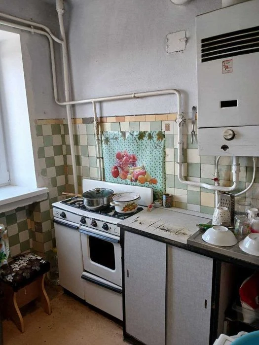 Продаю 2к/кв. ул. Шоссейная, р-н Яхт-клуб