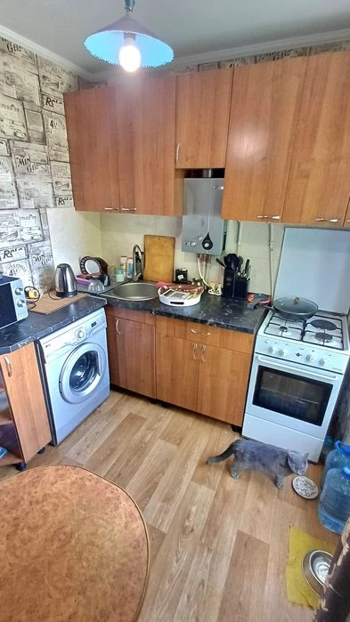 Продам 3К квартиру на 2/3 на ул.Яворницкого  / район ж/д вок
