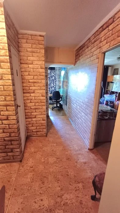 Продам 3К квартиру на 2/3 на ул.Яворницкого  / район ж/д вок