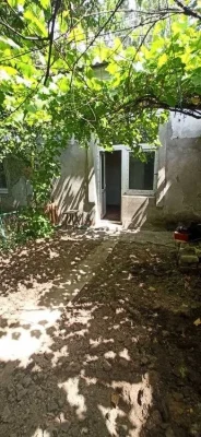 Квартира в  Центрі в приватному секторі