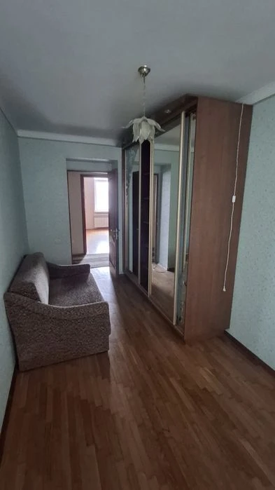 Продаю! 3к/к. ЦЕНТР. УЛ.Защитников Николаева.