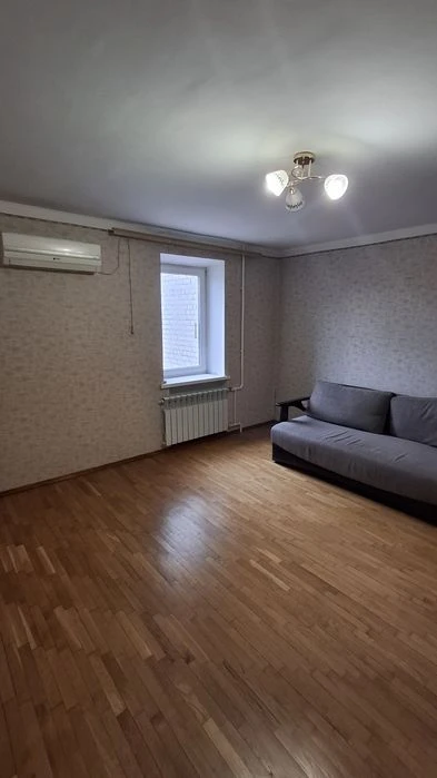 Продаю! 3к/к. ЦЕНТР. УЛ.Защитников Николаева.