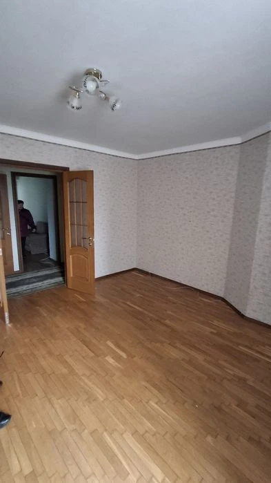 Продаю! 3к/к. ЦЕНТР. УЛ.Защитников Николаева.