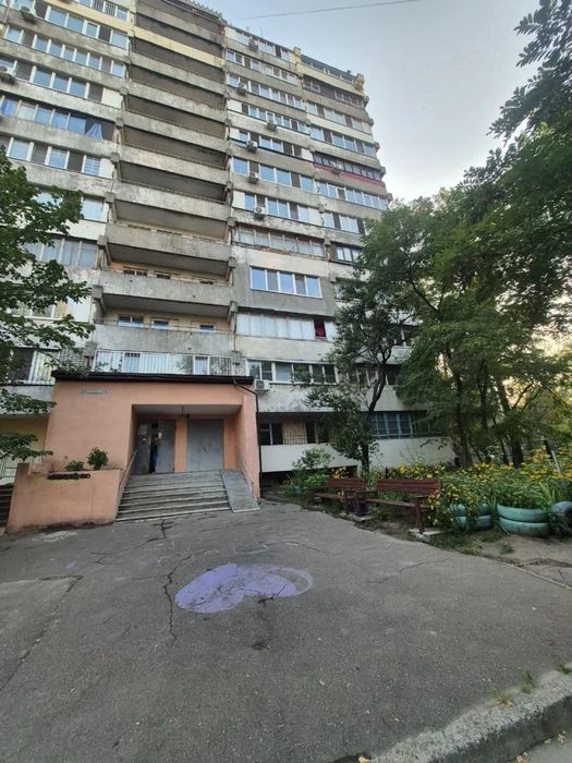 Продажа: 1-комнатная квартира, ж/м Коммунар, ул. Большая Деевсь