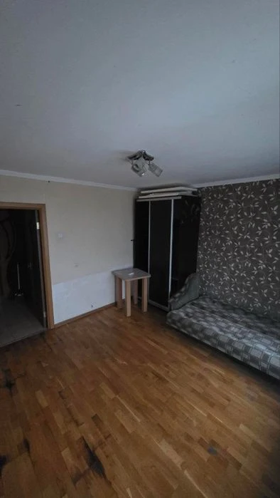 В продажу 1 к к в Корабельному районі/ вул. Металургів