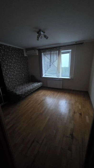 В продажу 1 к к в Корабельному районі/ вул. Металургів