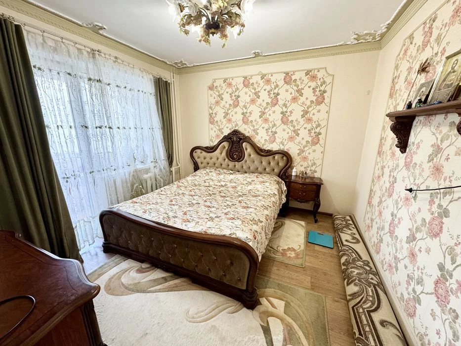 Продам 3 к.квартиру. 2 пов/9 пов, Намив. Сертифікат+