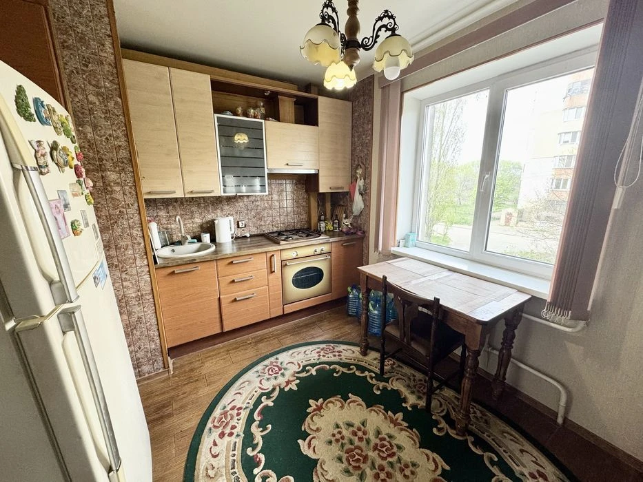 Продам 3 к.квартиру. 2 пов/9 пов, Намив. Сертифікат+