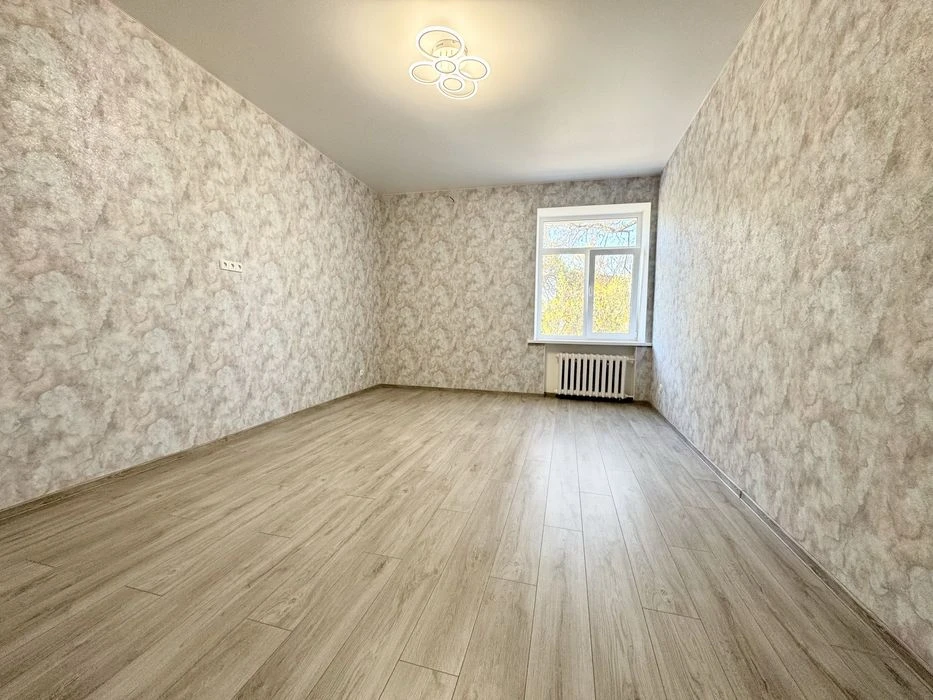 Продам 4к.квартиру. 2 поверх. Сертифікат+