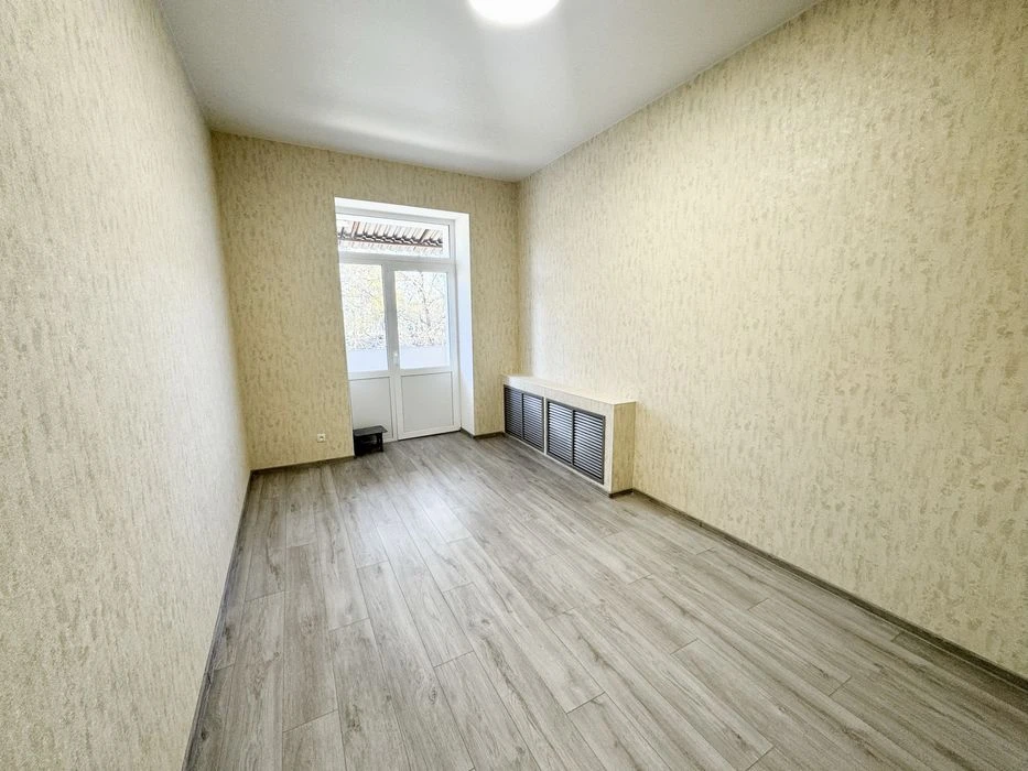 Продам 4к.квартиру. 2 поверх. Сертифікат+