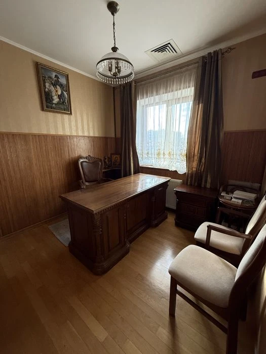 Продажа дома  премиум класса с бассейном , пр.Мира -1 Линия