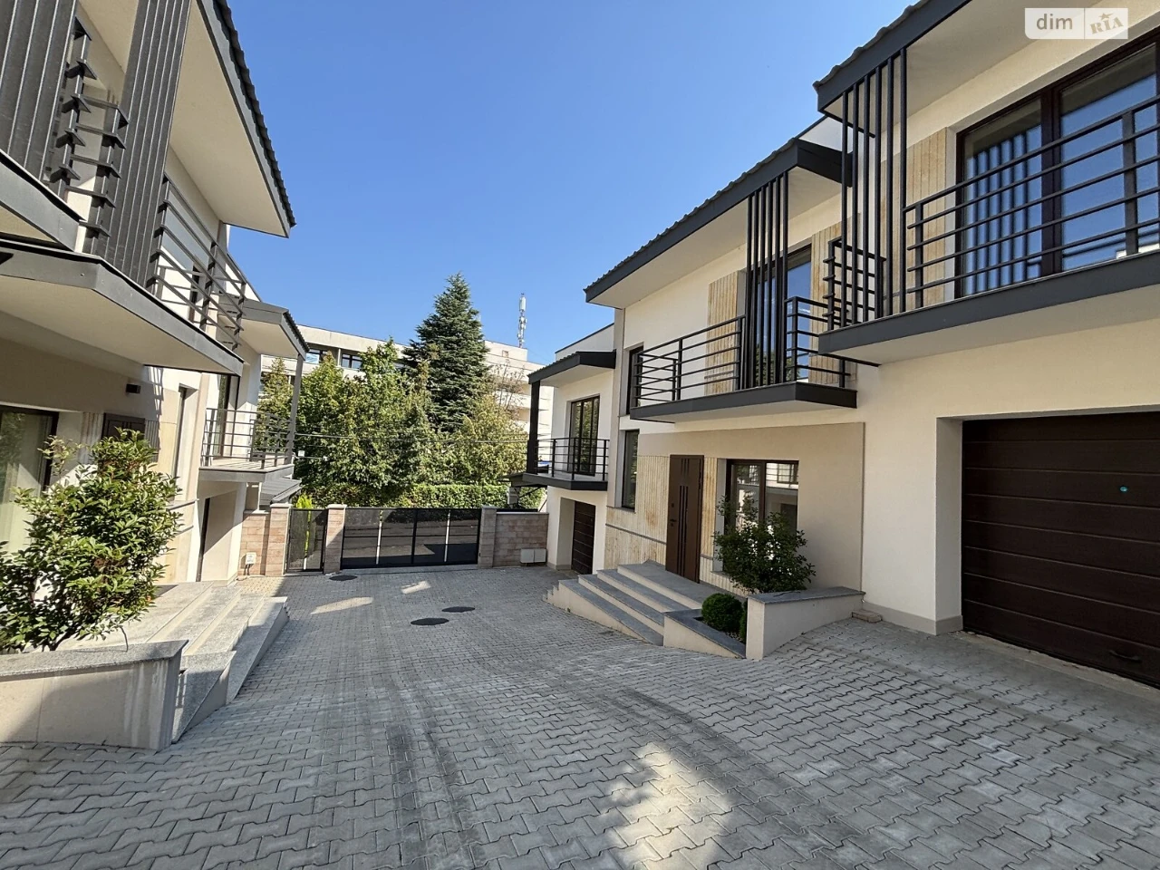 Продаж Таунхаус Кальварія