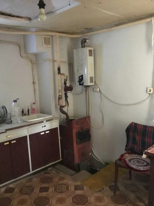Продаю дом в Корабельном районе.